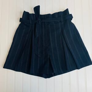 Leith Blue Pinstripe Paperbag Waist Shorts Sz Small